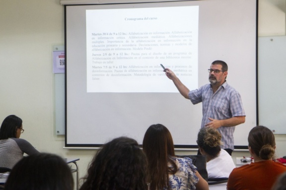 Taller Alfabetización Informacional en las Bibliotecas Escolares