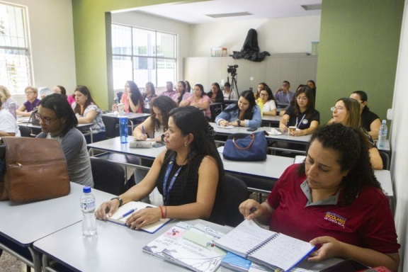 Taller Alfabetización Informacional en las Bibliotecas Escolares