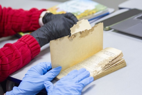  Laboratorio de Conservación y Restauración para Profesionales en Bibliotecología