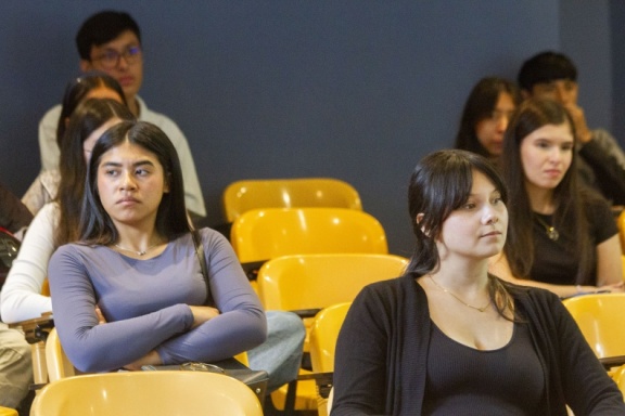 Recibimiento Estudiantes de Nuevo Ingreso 2025